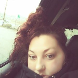 Meet your Posher, Justina